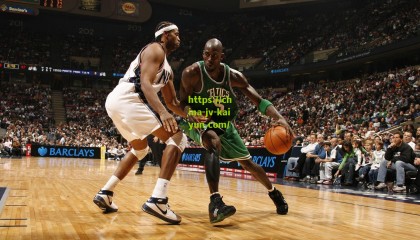 开云官网_日媒预测亚洲杯焦点战，久保建英、中村敬斗领衔锋线，远藤航或客串中卫迎战澳洲