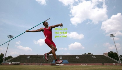 kaiyun网页版|莫吉爆料引发足坛波澜，孔蒂曾私下表达回归尤文渴望，管理层却未采取行动