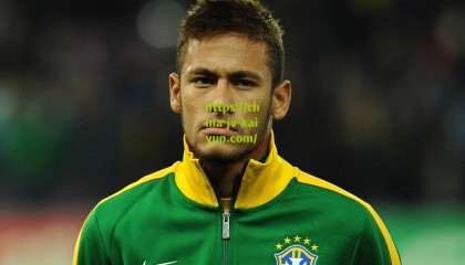 kaiyun：前场传导屡失良机，年轻小将错失关键一击，国足热身赛暴露进攻顽疾